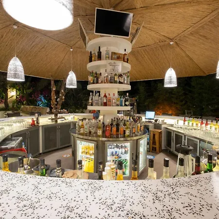 Отель Ami Tai Superior Pet Lovers Фетхие