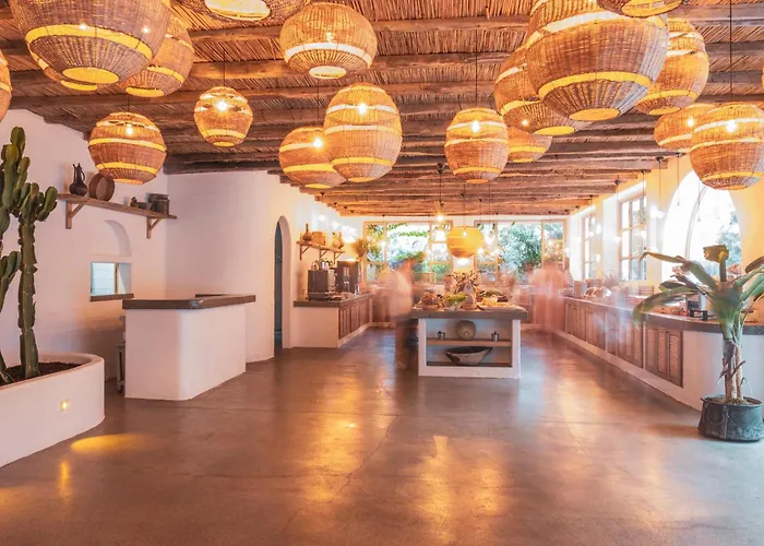 Ami Tai Superior Pet Lovers *