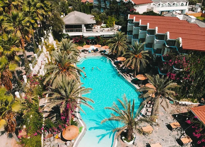 Ami Tai Superior Pet Lovers