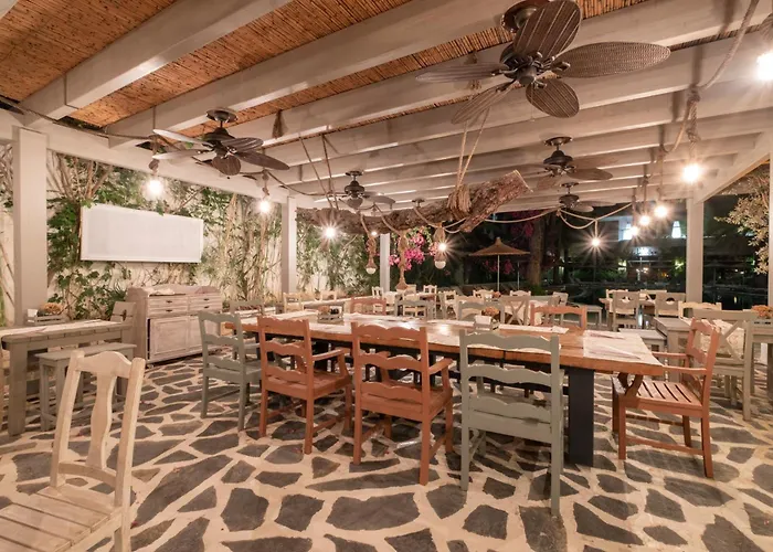 Ami Tai Superior Pet Lovers Hotel Fethiye